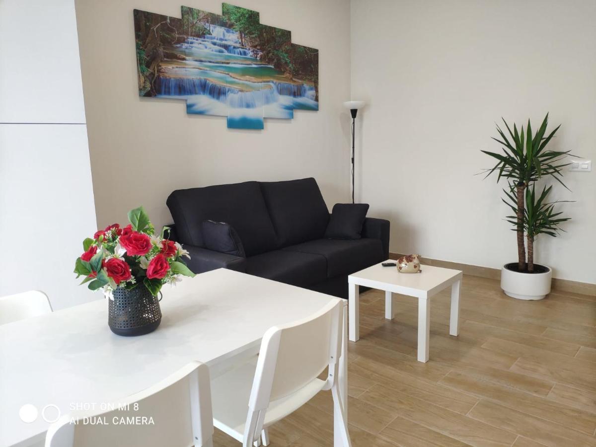 Apartamentos Silgar Plaza Санксенсо Екстериор снимка
