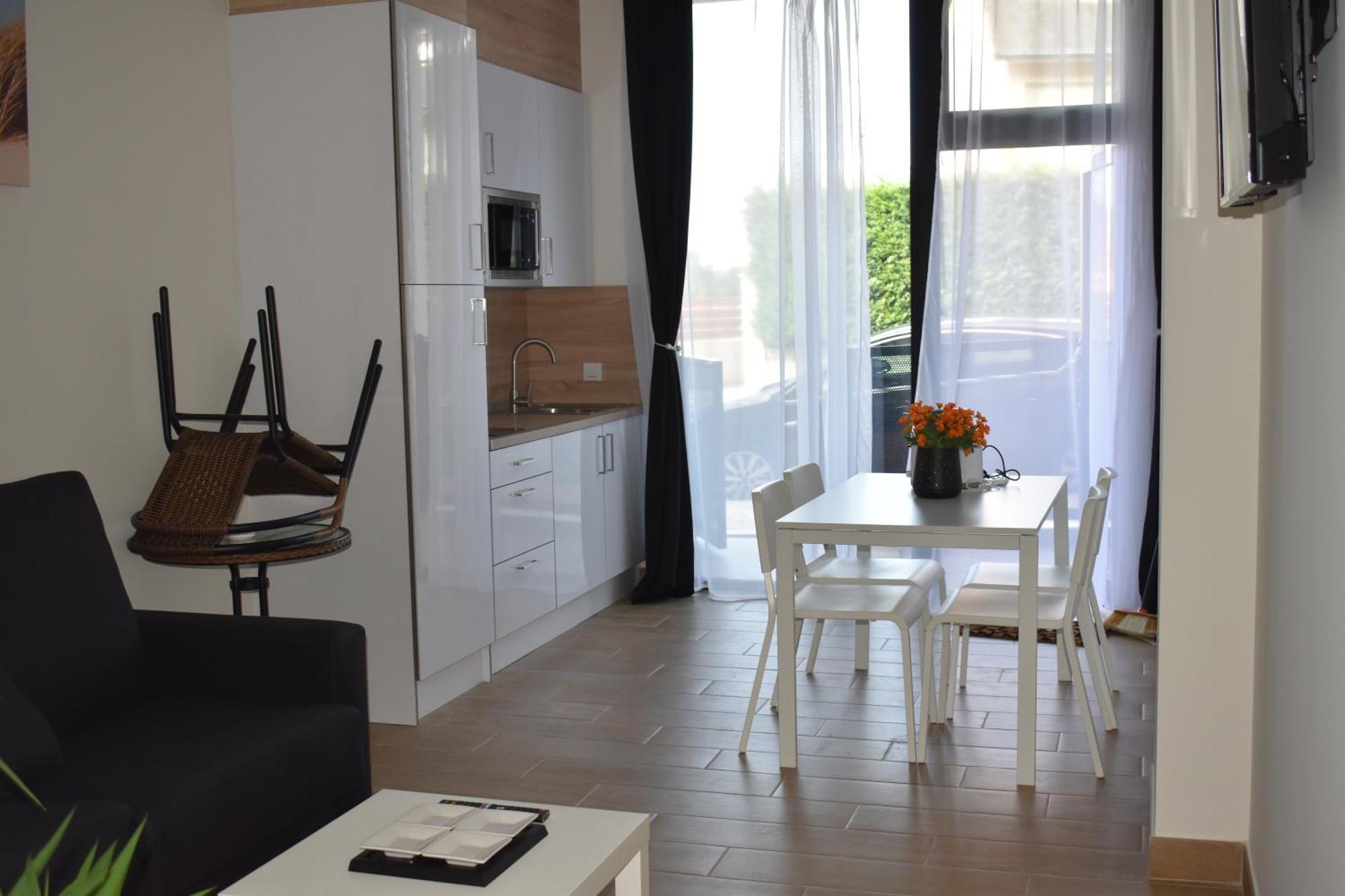 Apartamentos Silgar Plaza Санксенсо Екстериор снимка