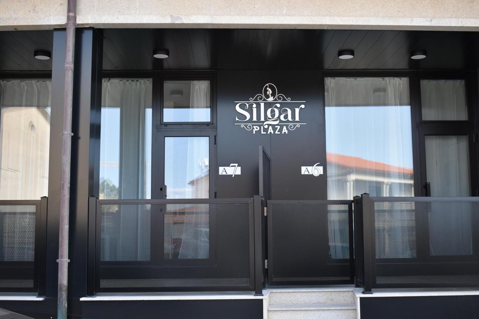 Apartamentos Silgar Plaza Санксенсо Екстериор снимка