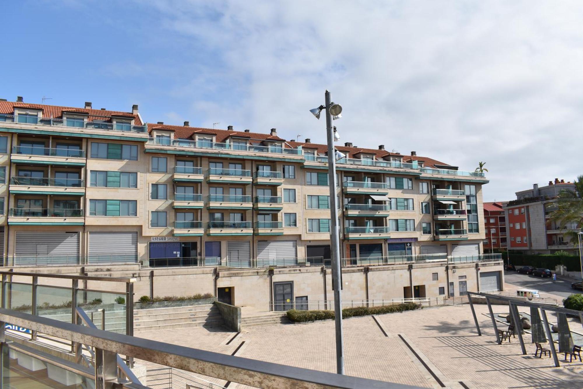 Apartamentos Silgar Plaza Санксенсо Екстериор снимка