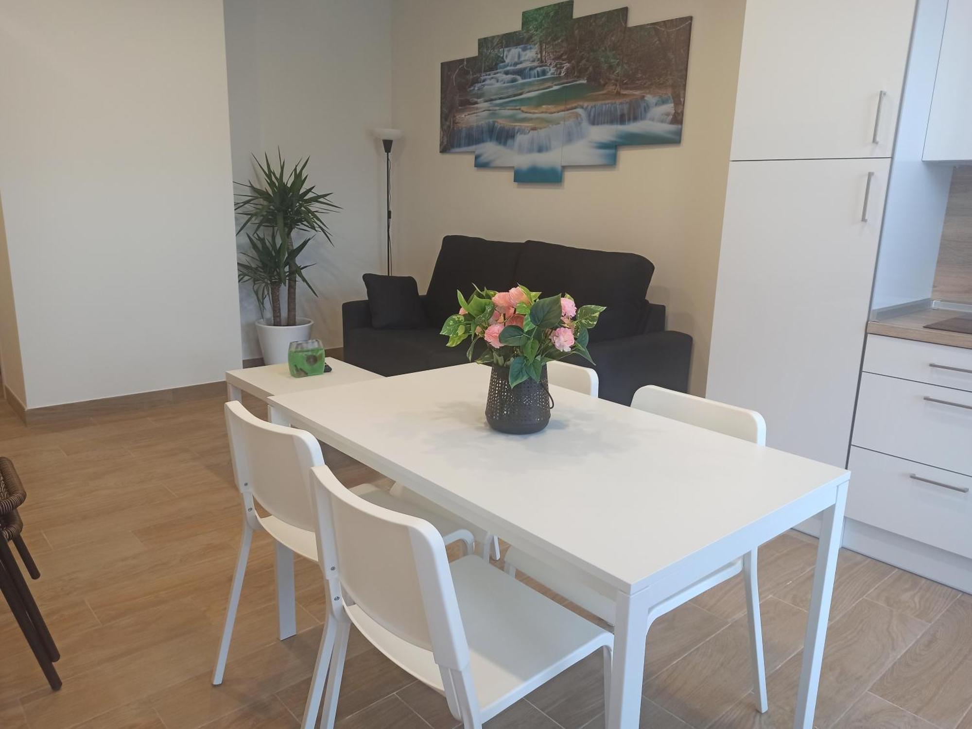 Apartamentos Silgar Plaza Санксенсо Екстериор снимка
