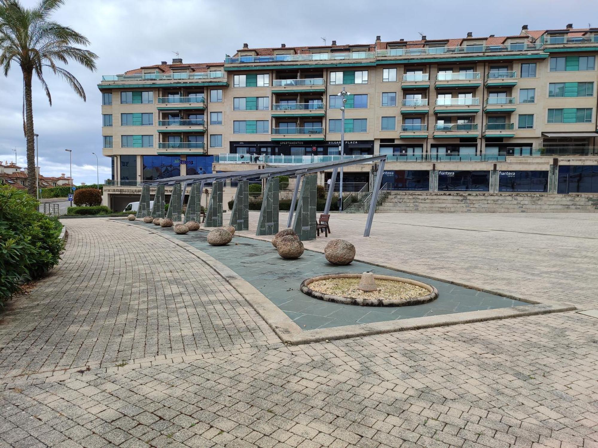 Apartamentos Silgar Plaza Санксенсо Екстериор снимка